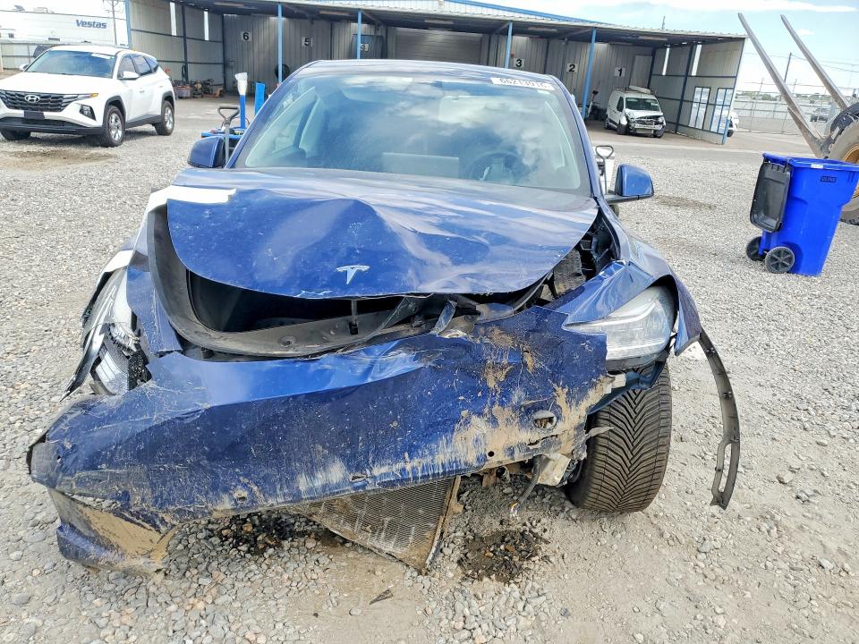 Foto 5 de la subasta – 2022 TESLA MODEL Y con VIN 7SAYGDEE6NF361089