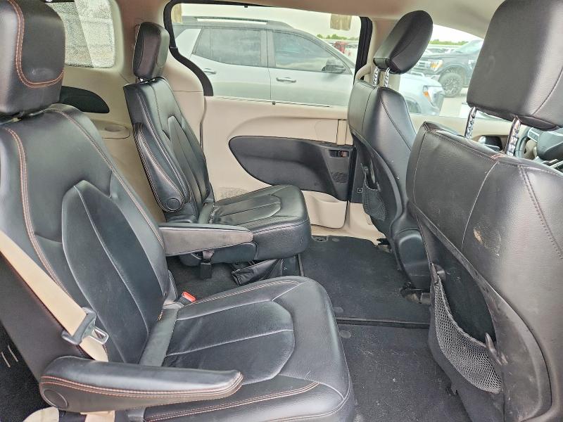 Photo 11 from auction – 2017 CHRYSLER PACIFICA with VIN 2C4RC1BG4HR503739