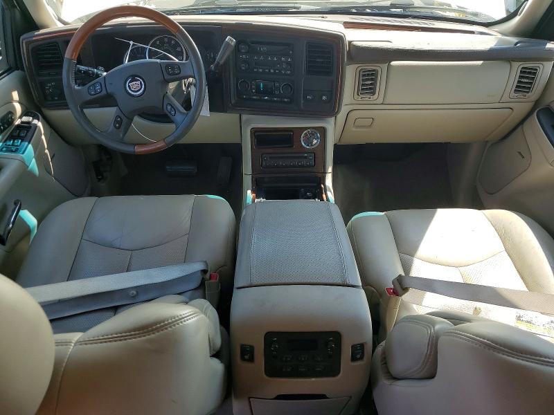 Photo 8 from auction – 2004 CADILLAC ESCALADE with VIN 3GYFK66N24G156109