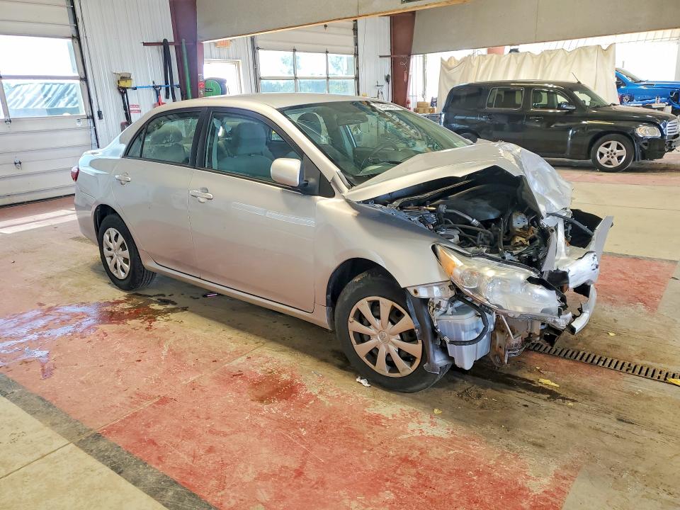 Photo 4 from auction – 2011 TOYOTA COROLLA with VIN 2T1BU4EE6BC687003