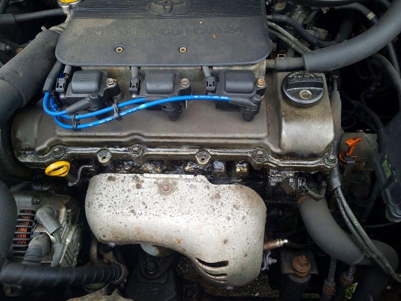 Photo 12 from auction – 2000 TOYOTA SIENNA with VIN 4T3ZF13C7YU293601
