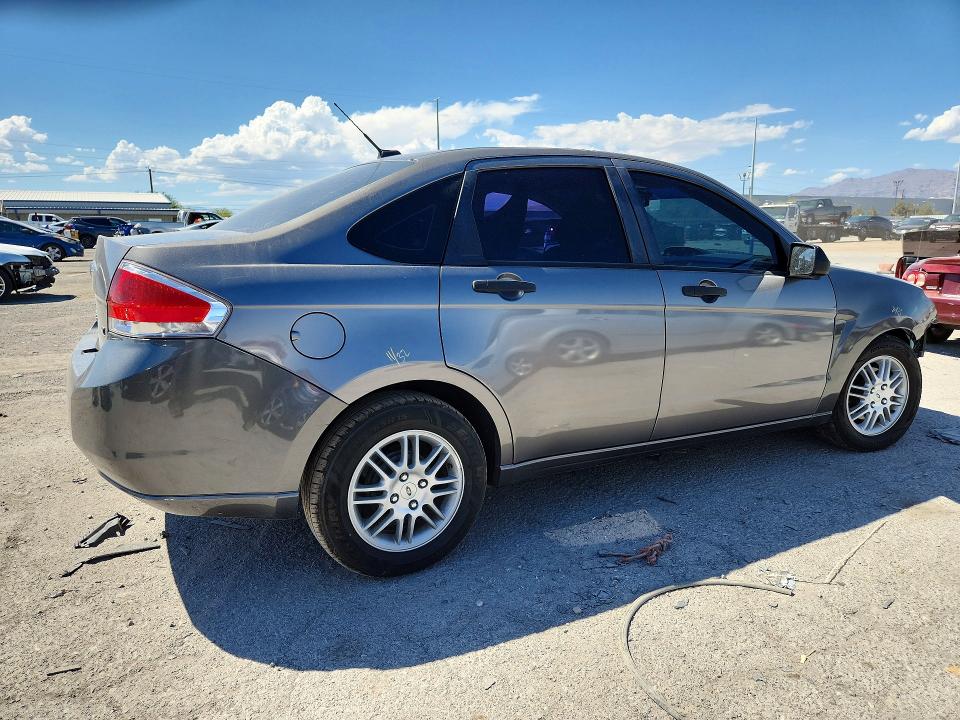 Photo 3 from auction – 2011 FORD FOCUS with VIN 1FAHP3FN4BW150136