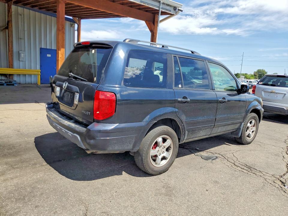 Photo 3 from auction – 2005 HONDA PILOT with VIN 2HKYF18455H553008