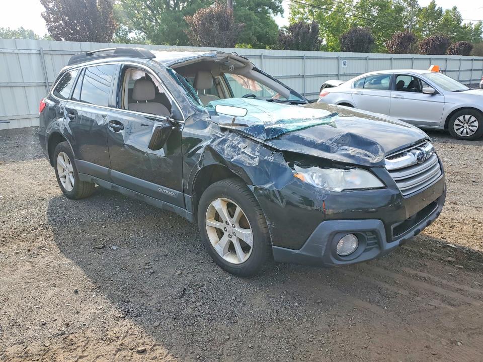Photo 4 from auction – 2014 SUBARU OUTBACK with VIN 4S4BRBCC2E3288301