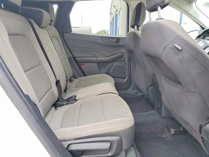 Photo 11 from auction – 2022 FORD ESCAPE with VIN 1FMCU9G69NUA61083