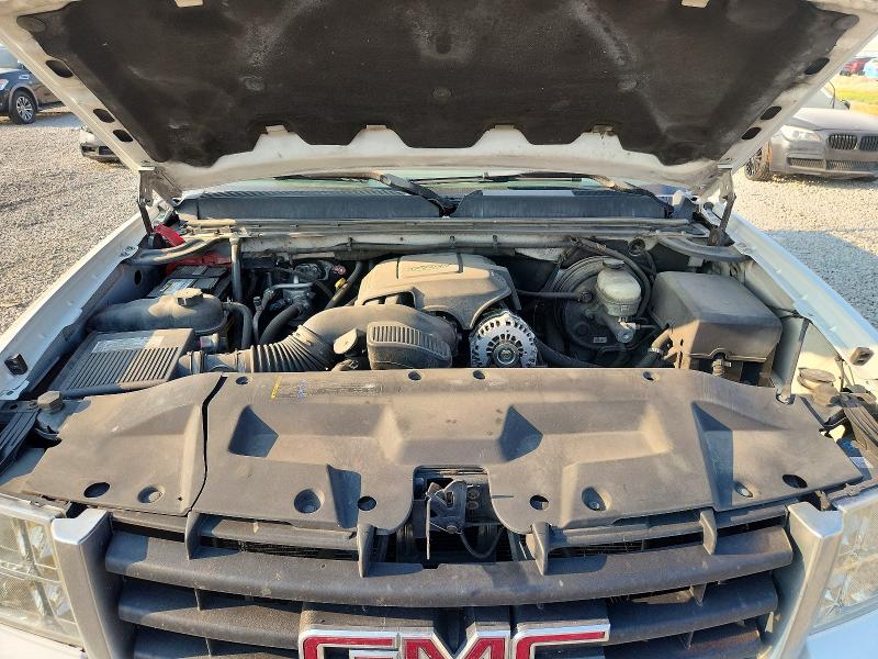 Photo 11 from auction – 2007 GMC NEW SIERRA with VIN 2GTEC19C371580195