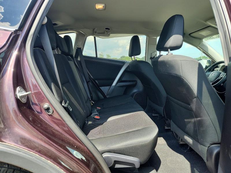 Photo 11 from auction – 2017 TOYOTA RAV4 with VIN 2T3BFREV6HW614624