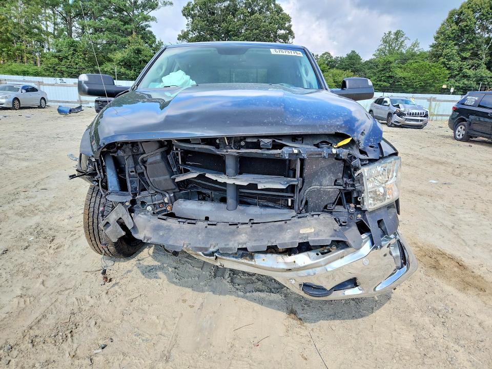 Photo 5 from auction – 2016 RAM 1500 with VIN 1C6RR7TT6GS400730