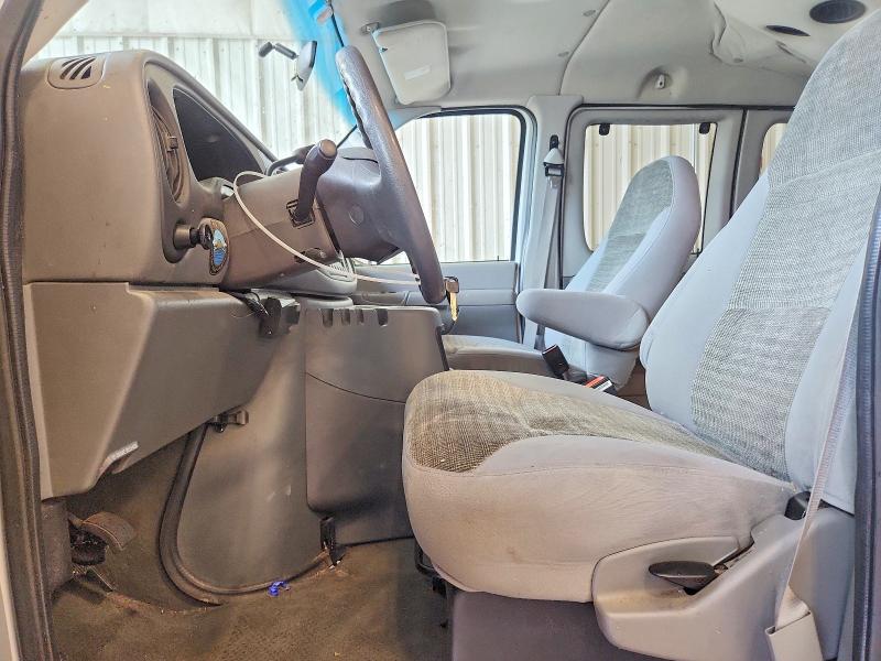 Photo 7 from auction – 2004 FORD ECONOLINE with VIN 1FBNE31L74HA11803