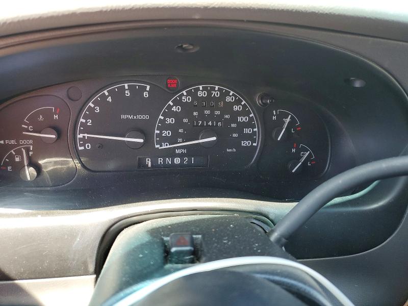 Photo 9 from auction – 2001 FORD EXPLORER with VIN 1FMZU63E01ZA43252