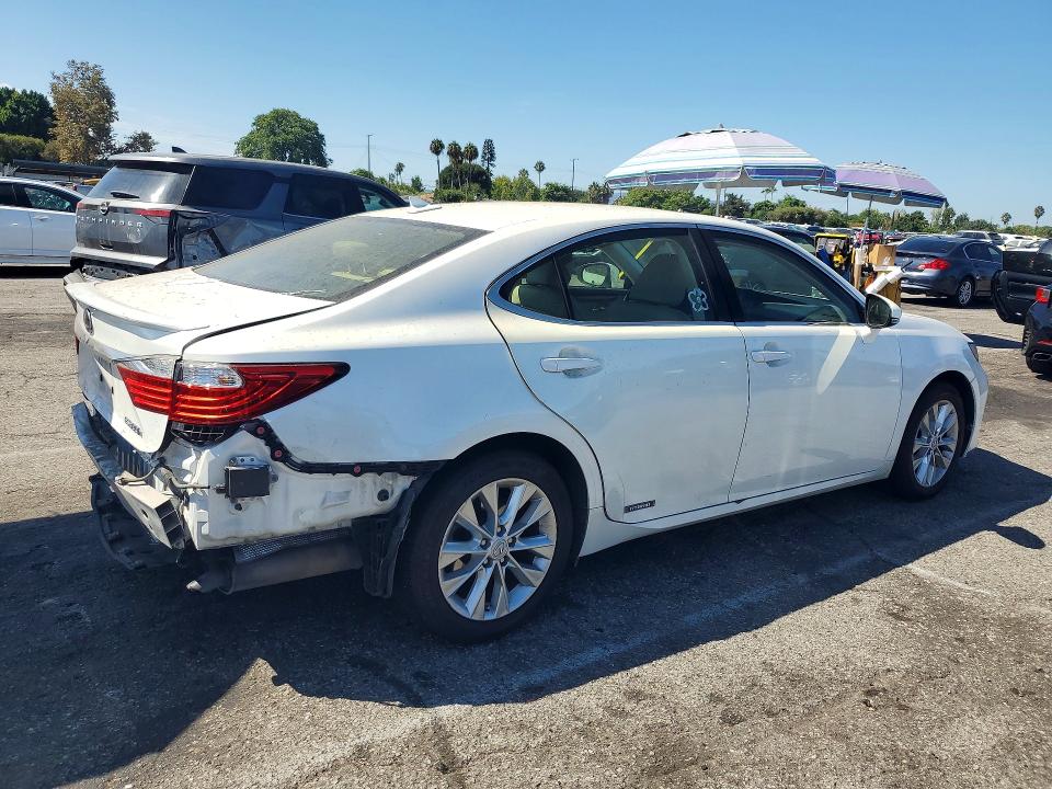 Photo 3 from auction – 2013 LEXUS ES with VIN JTHBW1GG8D2028914