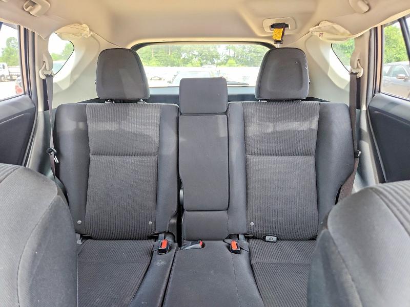 Photo 10 from auction – 2017 TOYOTA RAV4 with VIN JTMZFREV9HJ711507