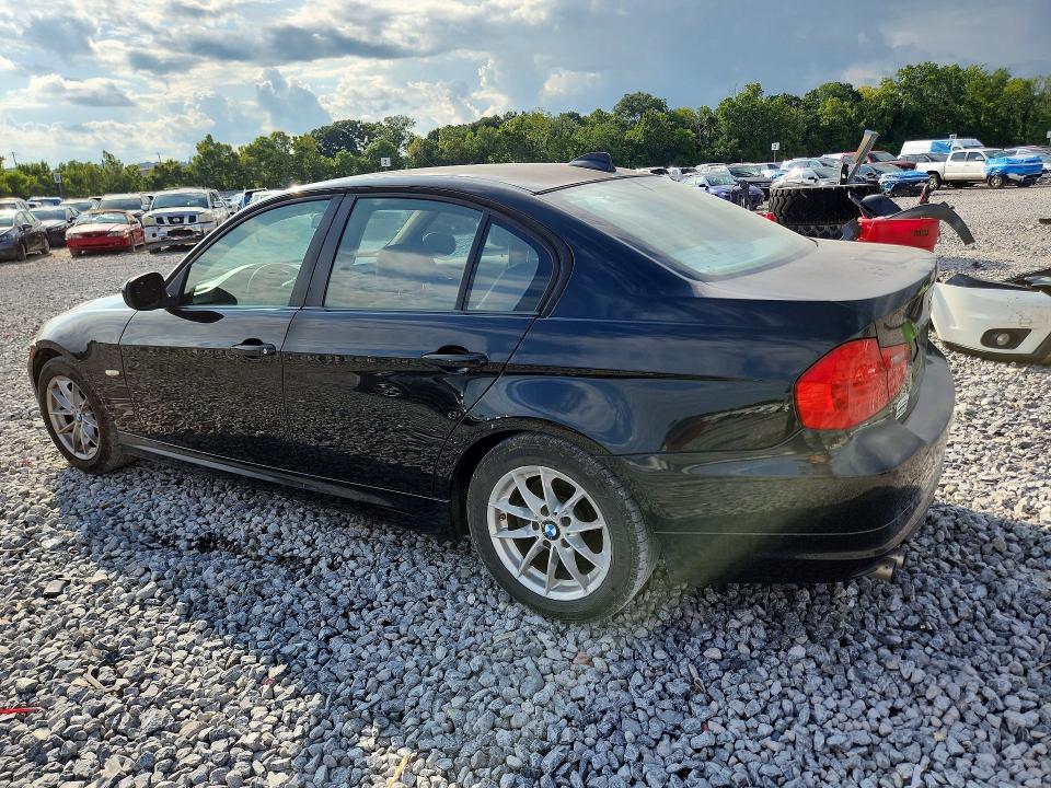 Photo 2 from auction – 2010 BMW 328 with VIN WBAPH7G50ANM50184