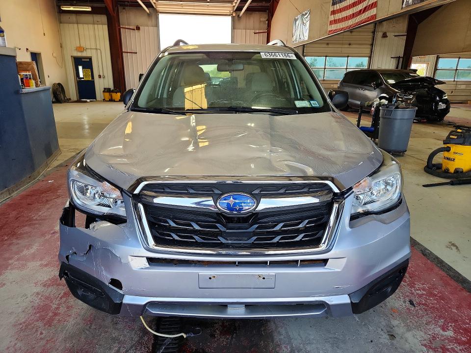 Foto 5 de la subasta – 2017 SUBARU FORESTER con VIN JF2SJABC3HH539276