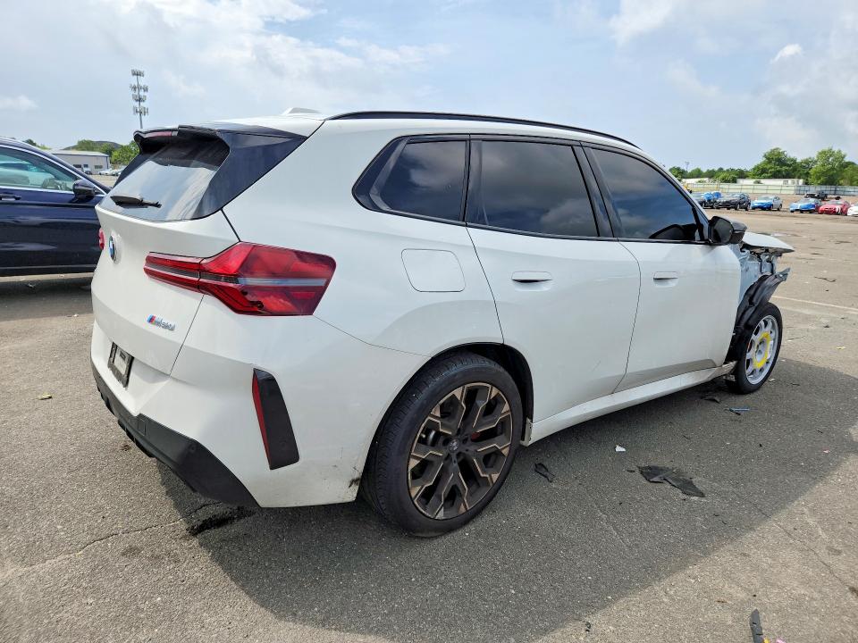 Foto 3 de la subasta – 2026 BMW X3 con VIN 5UX73GP09T9403140