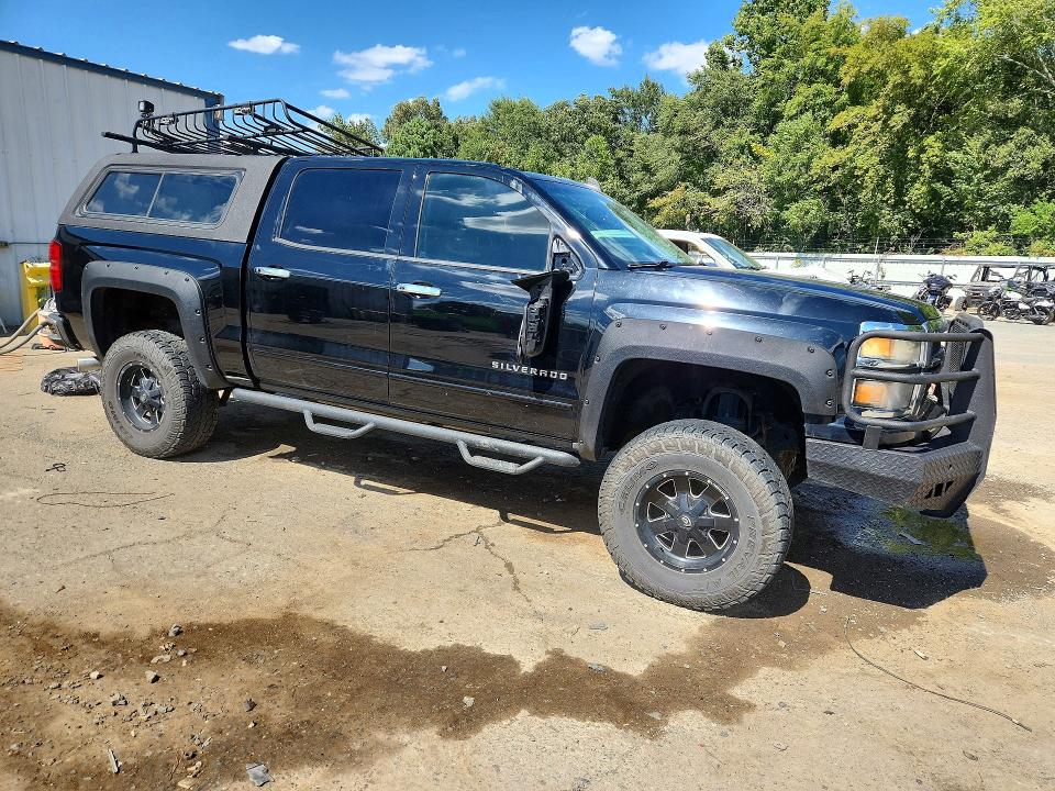 Photo 4 from auction – 2015 CHEVROLET SILVERADO with VIN 3GCUKREC3FG131916