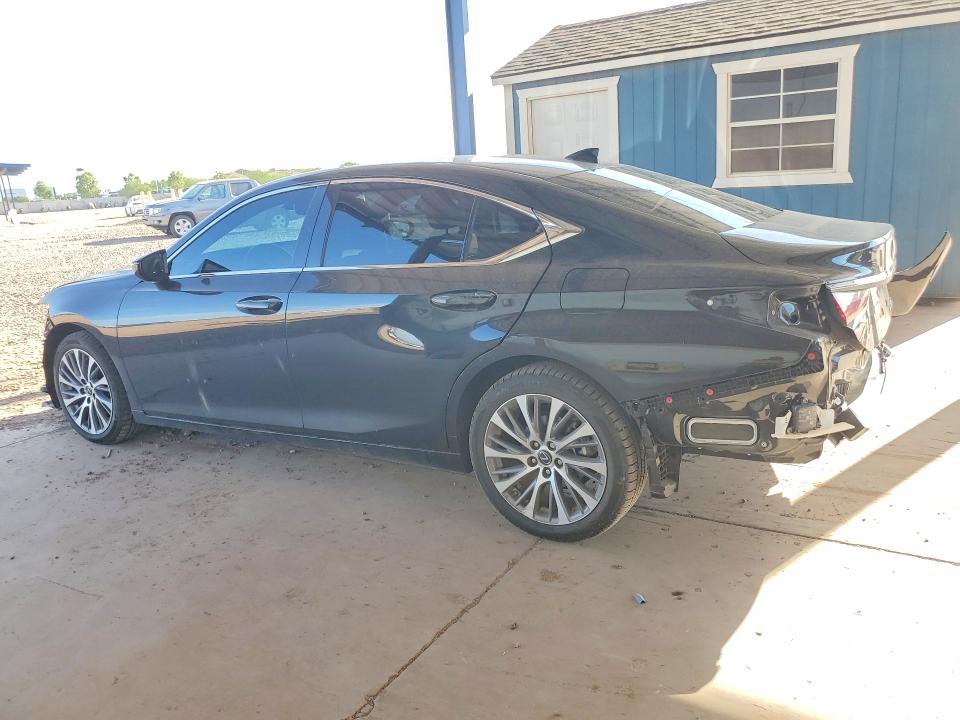 Photo 2 from auction – 2021 LEXUS ES 250 with VIN 58AD11D18MU003268