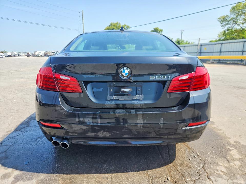Photo 6 from auction – 2016 BMW 528 with VIN WBA5A5C50GG351335