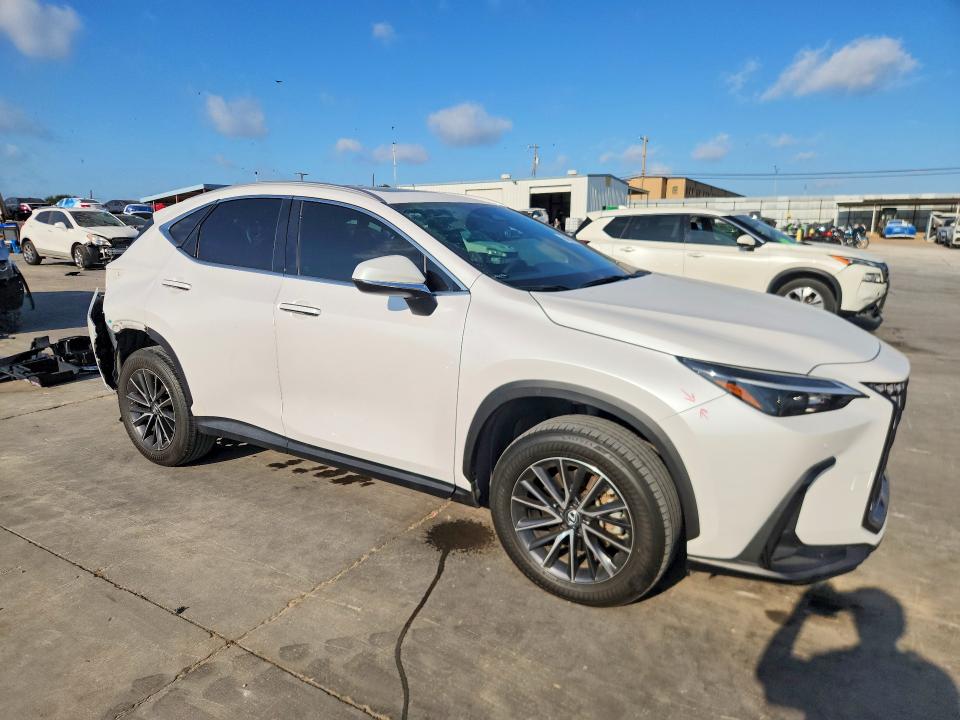 Photo 4 from auction – 2022 LEXUS NX with VIN 2T2GGCEZ3NC012977