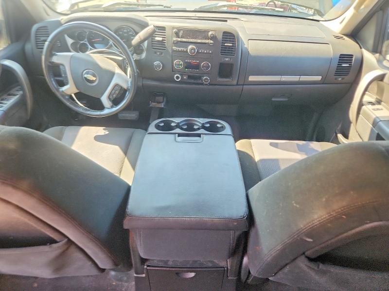 Photo 8 from auction – 2010 CHEVROLET SILVERADO with VIN 3GCRKSE39AG138844