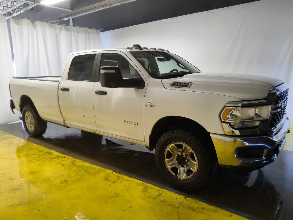 Photo 4 from auction – 2023 RAM 3500 with VIN 3C63R3HL2PG660427