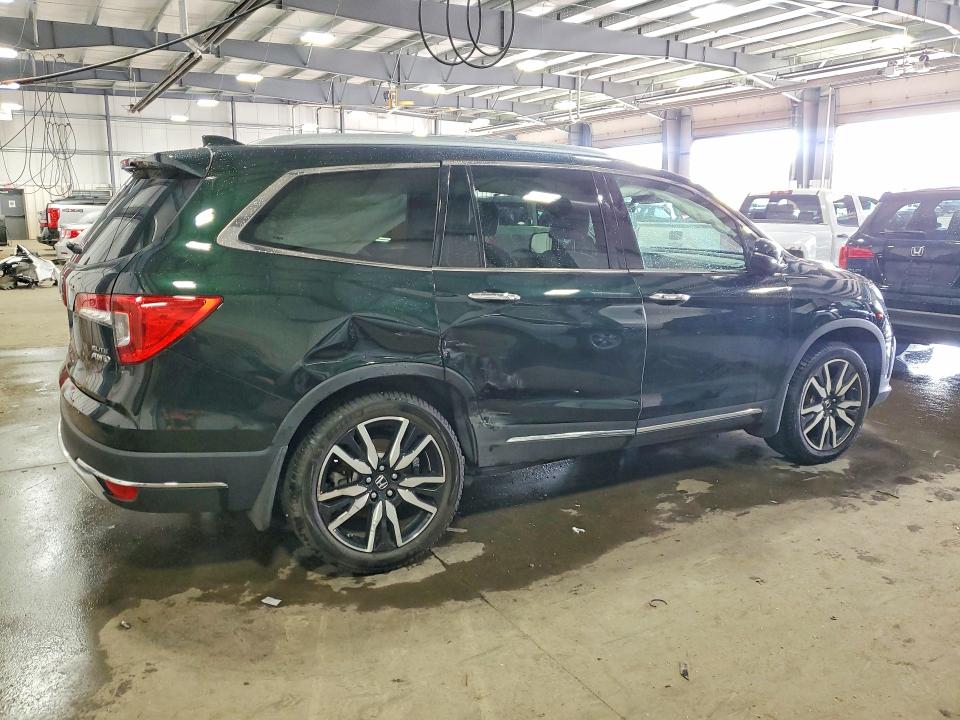 Photo 3 from auction – 2020 HONDA PILOT with VIN 5FNYF6H05LB042209