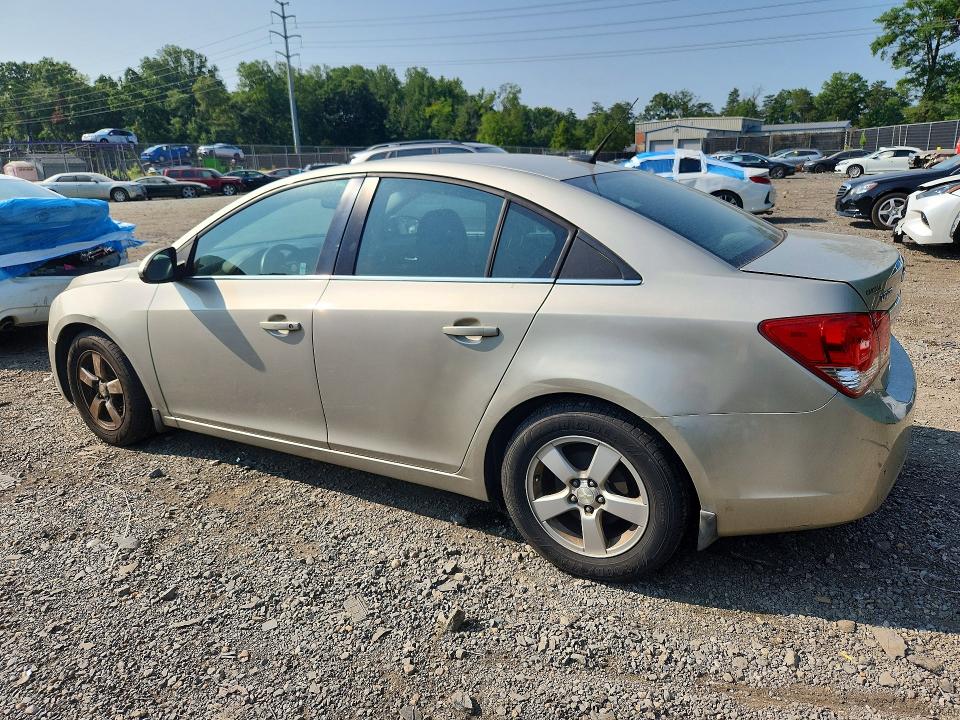 Photo 2 from auction – 2014 CHEVROLET CRUZE with VIN 1G1PC5SB9E7443059