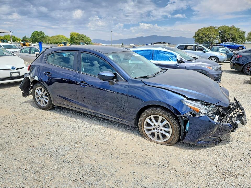 Photo 4 from auction – 2017 MAZDA 3 with VIN JM1BN1K74H1101929