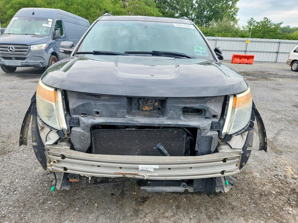 Photo 5 from auction – 2011 FORD EXPLORER with VIN 1FMHK8D84BGA58579