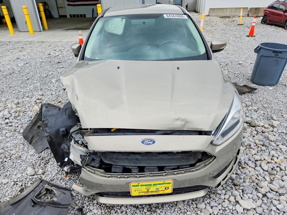 Photo 5 from auction – 2016 FORD FOCUS with VIN 1FADP3F27GL274639