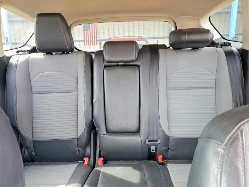 Photo 10 from auction – 2018 FORD ESCAPE with VIN 1FMCU9GD7JUA62273