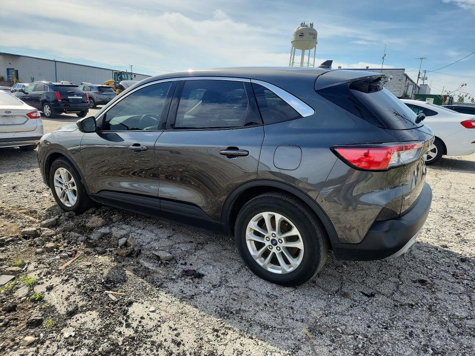 صورة رقم 2 من المزاد - 2020 FORD ESCAPE مع VIN 1FMCU0G65LUA89309