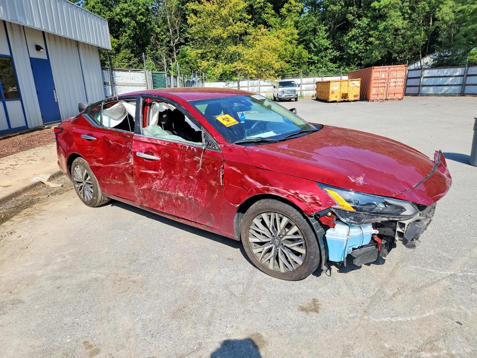 Zdjęcie 4 z aukcji – 2024 NISSAN ALTIMA z VIN 1N4BL4DVXRN420092