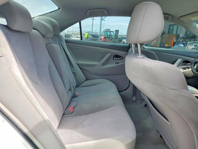Photo 10 from auction – 2011 TOYOTA CAMRY with VIN 4T1BF3EK7BU669957