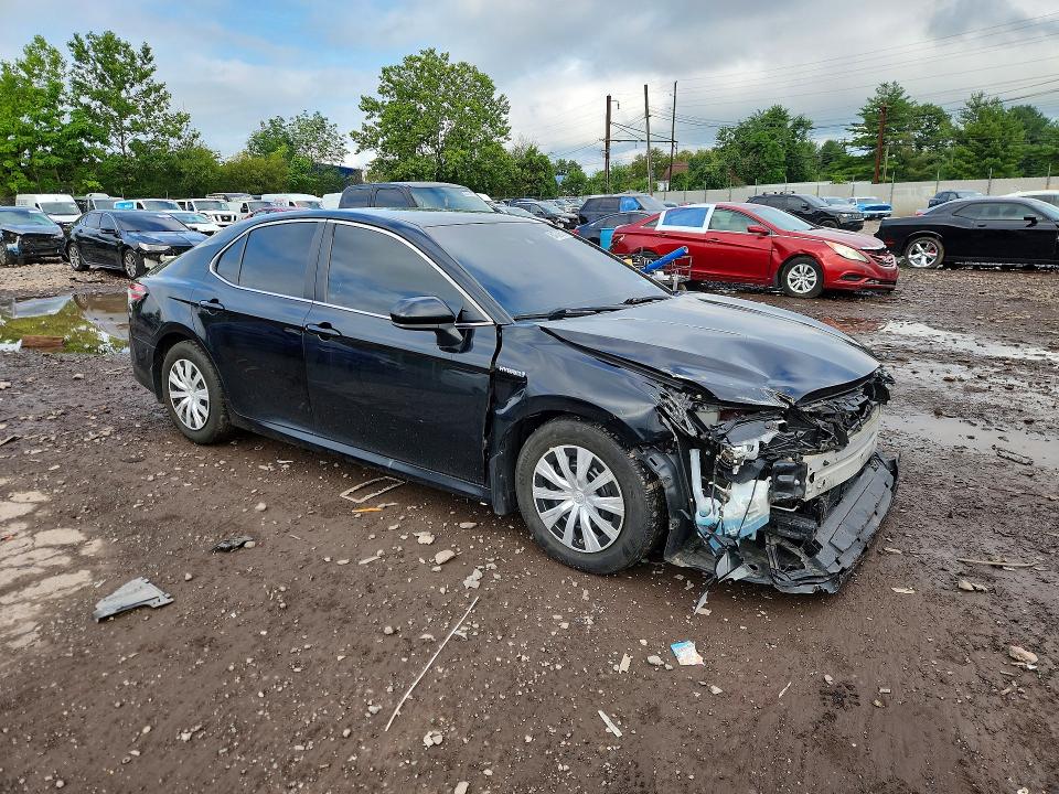 Photo 4 from auction – 2020 TOYOTA CAMRY with VIN 4T1C31AK3LU525864