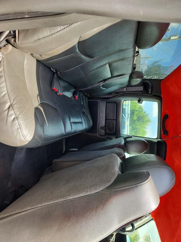 Photo 10 from auction – 2006 CHEVROLET SILVERADO with VIN 1GCHC29U96E234631