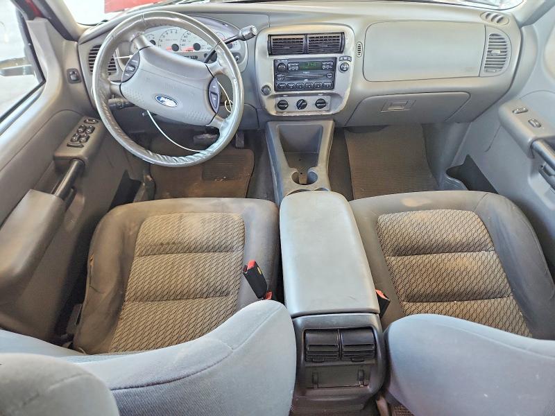 Photo 8 from auction – 2004 FORD EXPLORER with VIN 1FMZU67K64UA04859