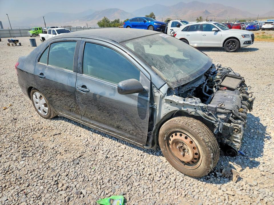Photo 4 from auction – 2009 TOYOTA YARIS with VIN JTDBT903194060230