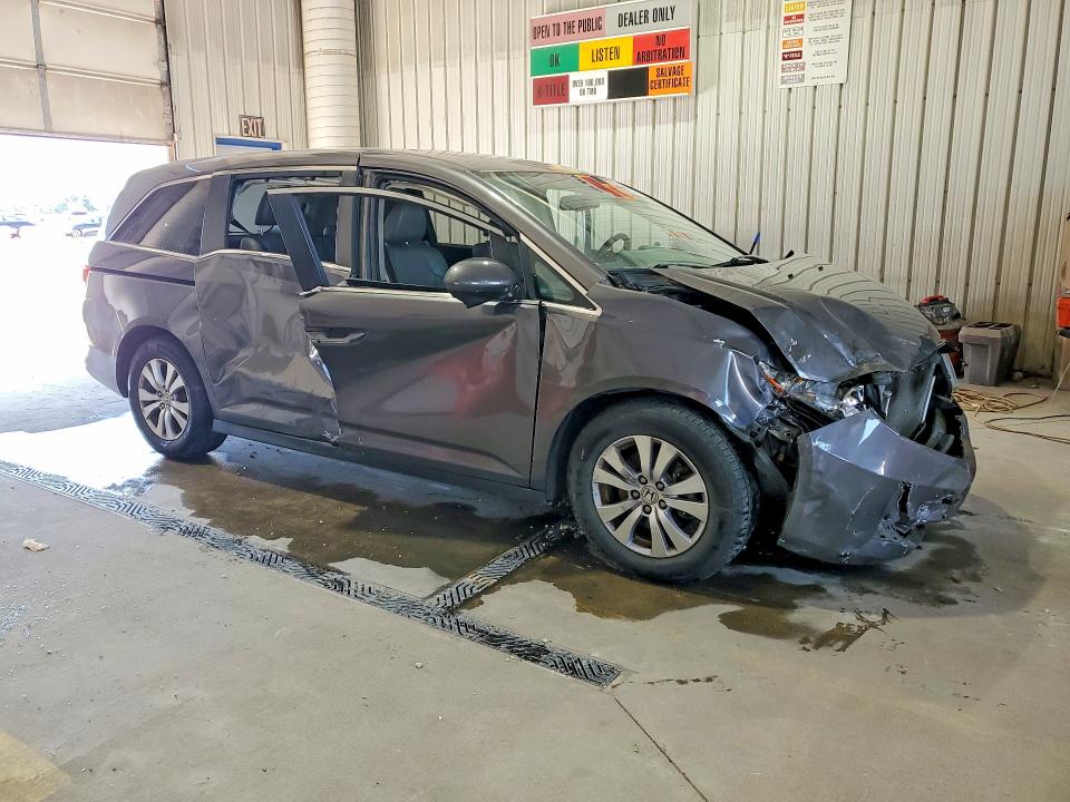 Photo 4 from auction – 2016 HONDA ODYSSEY with VIN 5FNRL5H62GB020668