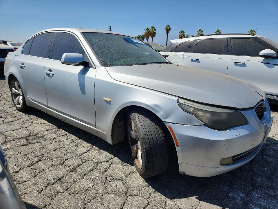 Foto 4 de la subasta – 2008 BMW 528 con VIN WBANU53568CT11857