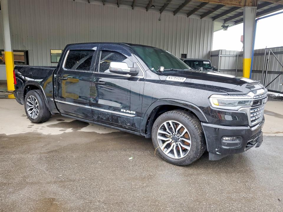 Снимка 4 от търг – 2025 RAM 1500 с VIN 1C6SRFHP4SN704220