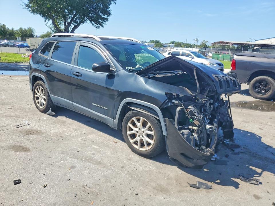 Photo 4 from auction – 2016 JEEP CHEROKEE with VIN 1C4PJLCB5GW201426