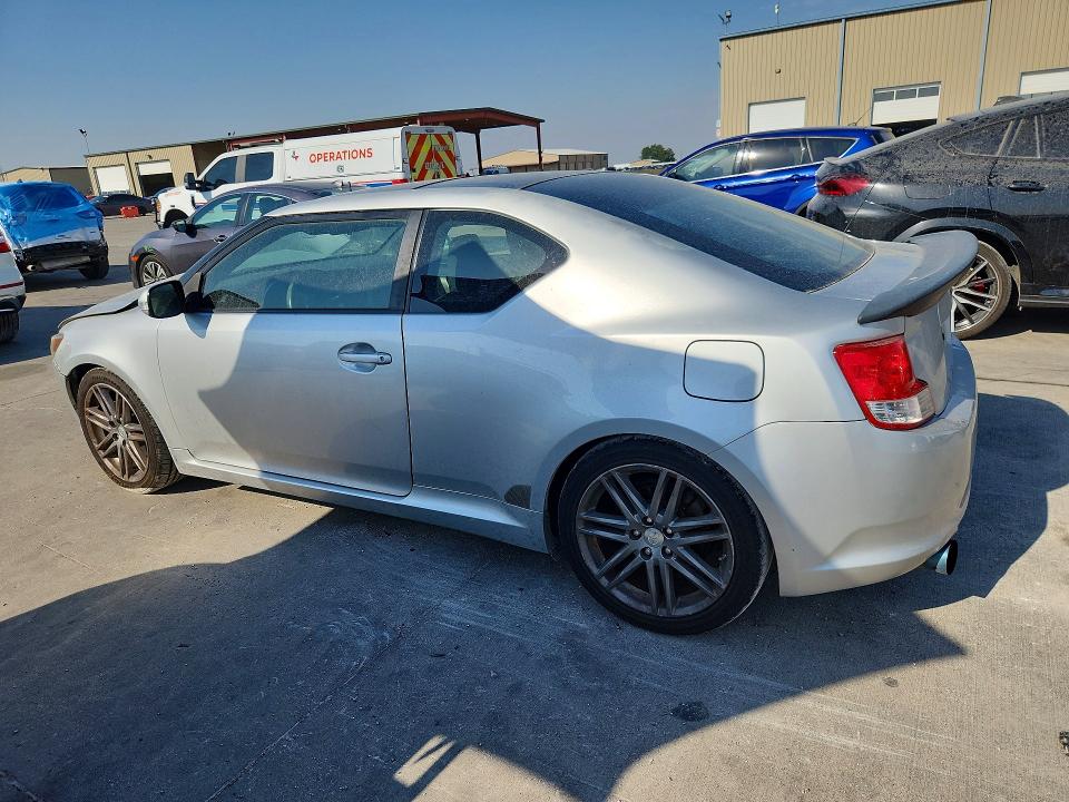 Photo 2 from auction – 2011 SCION TC with VIN JTKJF5C70B3010160
