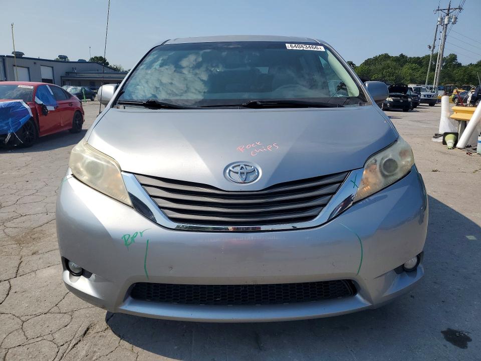 Photo 5 from auction – 2012 TOYOTA SIENNA with VIN 5TDYK3DC8CS222418