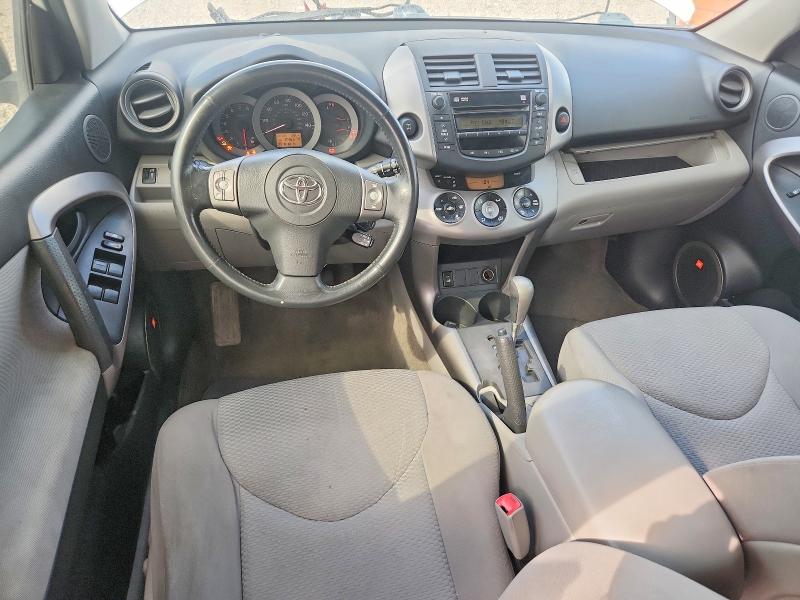 Photo 8 from auction – 2007 TOYOTA RAV4 with VIN JTMBK34V375029404