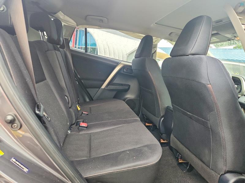 Photo 11 from auction – 2013 TOYOTA RAV4 with VIN JTMRFREV0D5002595
