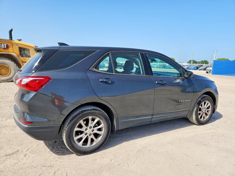 Photo 3 from auction – 2018 CHEVROLET EQUINOX with VIN 2GNAXHEV5J6145800