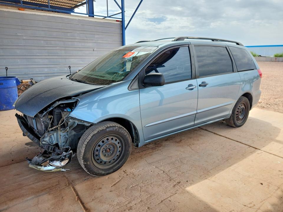 TOYOTA SIENNA 2006 with VIN 5TDZA23C26S492963 - Photo from auction