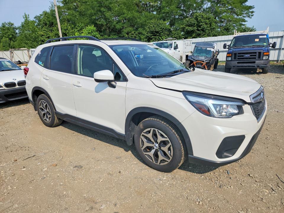 Photo 4 from auction – 2020 SUBARU FORESTER with VIN JF2SKAGC8LH428897