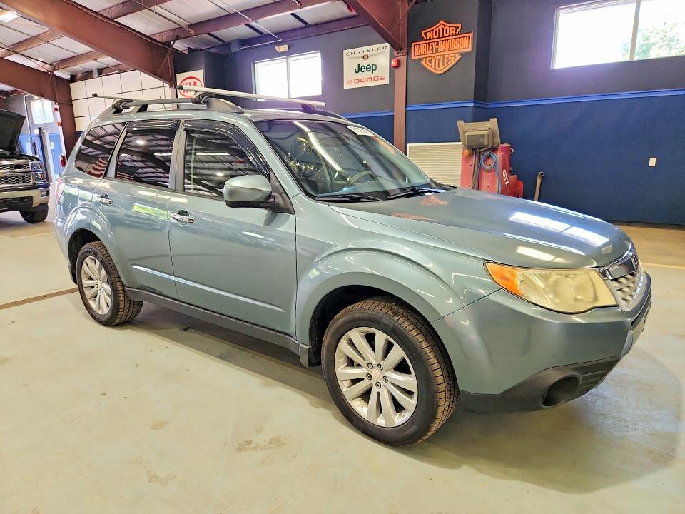 Photo 4 from auction – 2011 SUBARU FORESTER with VIN JF2SHADCXBG760878